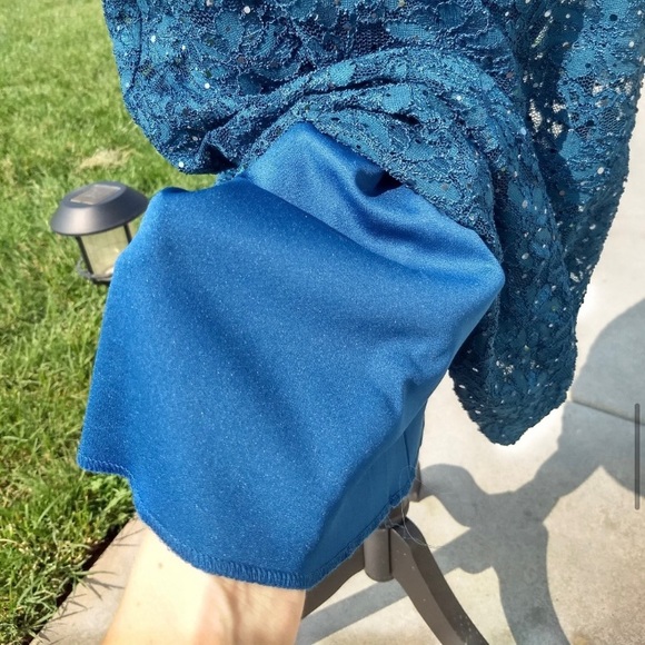 💎Roz & Ali Teal Floral Lace Bodycon Dress - Picture 4 of 6